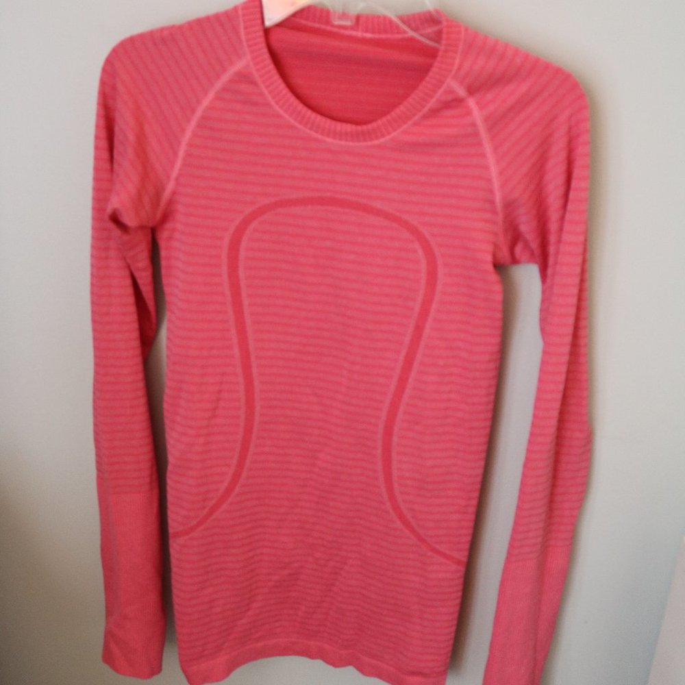 Lululemon Swiftly Tech Long Sleeve
